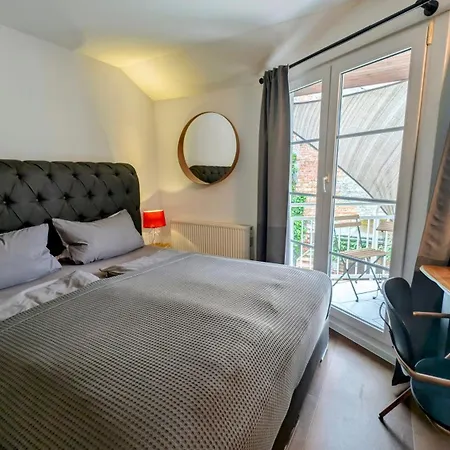 Lychen-daheim, Im Herzen Von Daire *