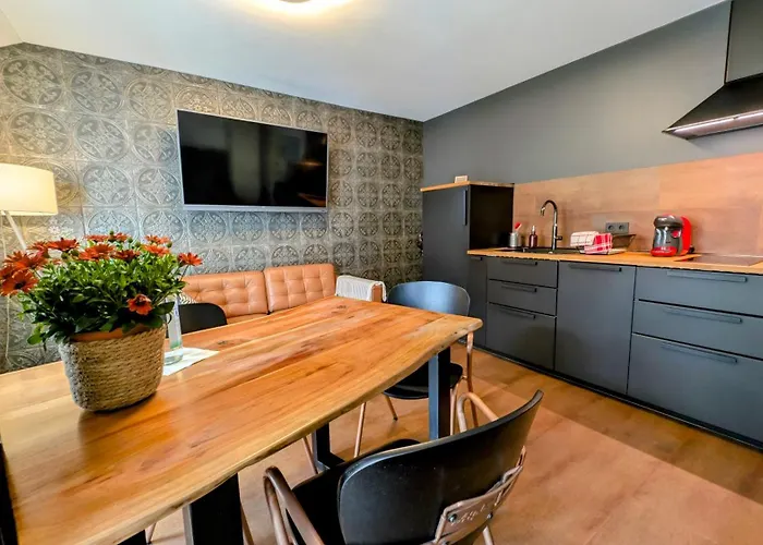 Daire Lychen-daheim, Im Herzen Von *